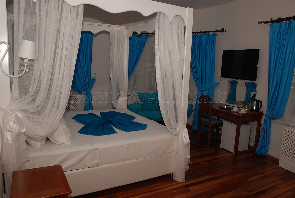 Delux Deniz Manzaralı Oda